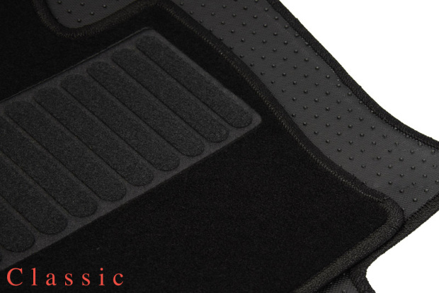 Коврики текстильные "Классик" для Skoda Octavia III (лифтбек / A7) 2012 - 2017, черные, 5шт.